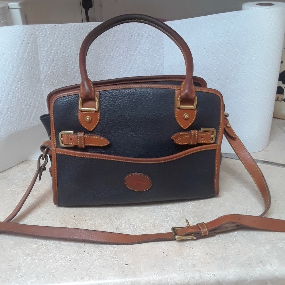 Vintage Dooney and Bourke purse